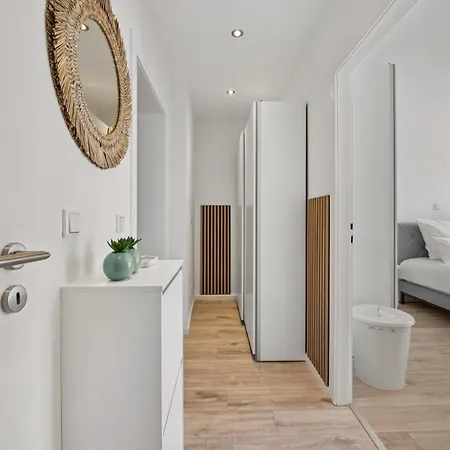 Stylish Apartment, Near Koenigsallee, High Quality